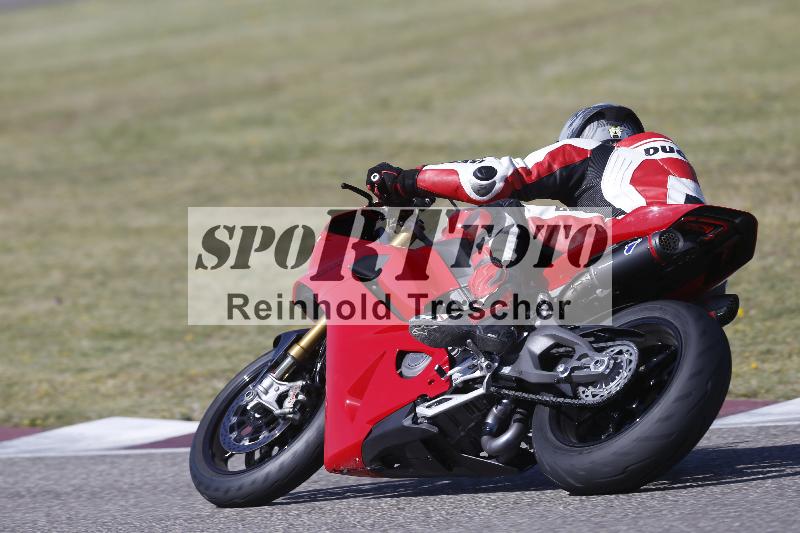 /07 09.04.2026 Cornu Master School ADR/Gruppe rot/27